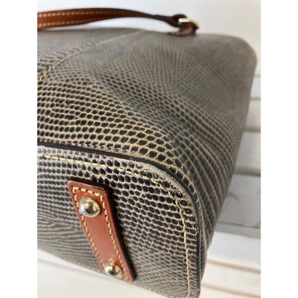 DOONEY & BOURKE LARGE GRAY ANIMAL PRINT LEATHER SHOUDLER BAG - Picture 8 of 15